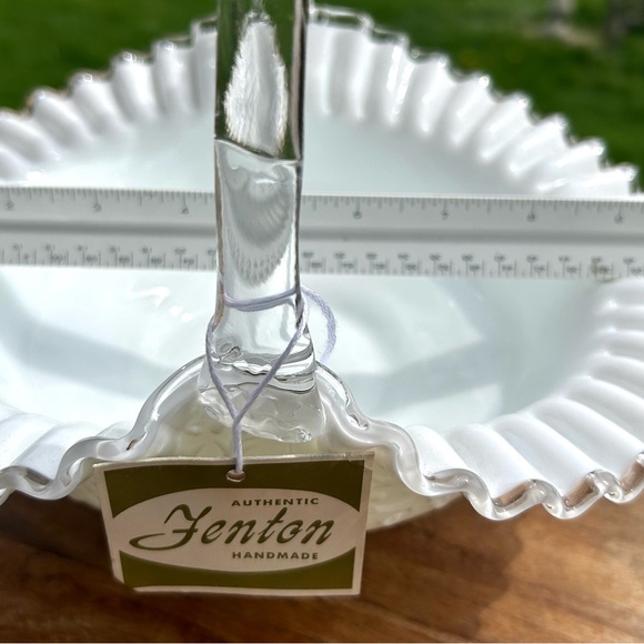 Vintage Fenton Silver Crest Style Milk Glass Ruffled Crimped Rim Lace - Picture 5 of 13